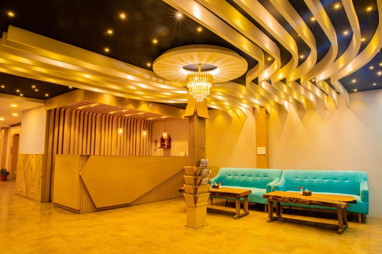 Majheri Resort And Spa Покхара Экстерьер фото
