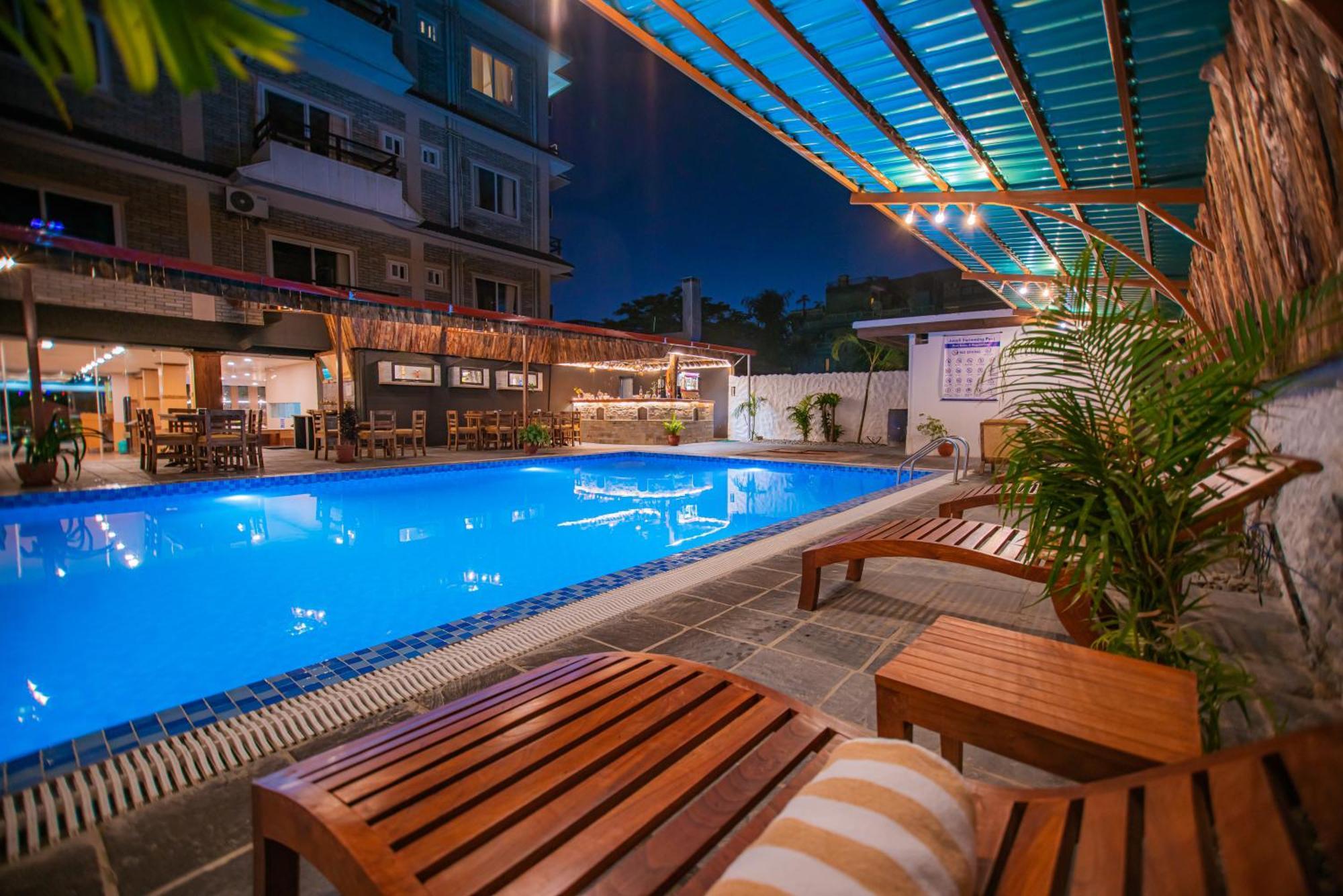 Majheri Resort And Spa Покхара Экстерьер фото